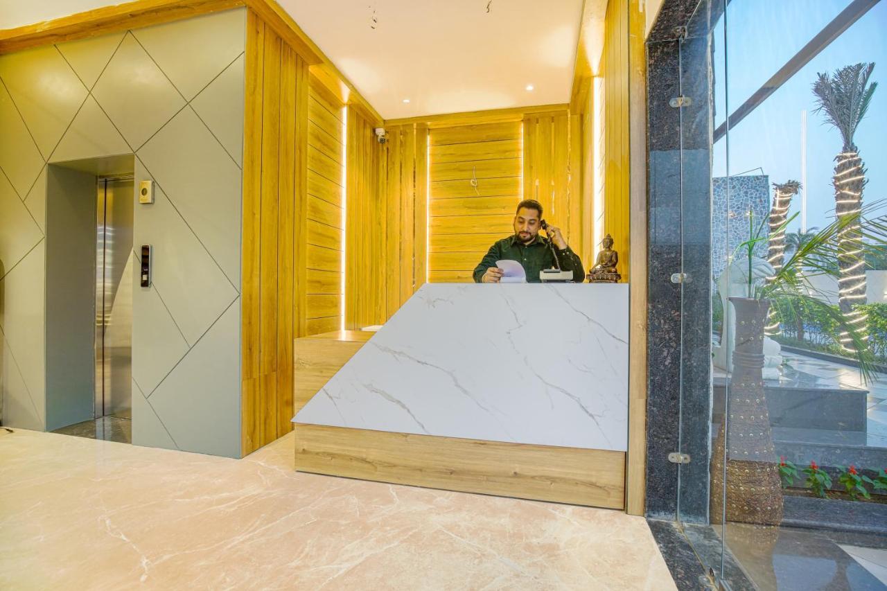 Greenwood Villa By Levelup Hotels Αμριτσάρ Εξωτερικό φωτογραφία
