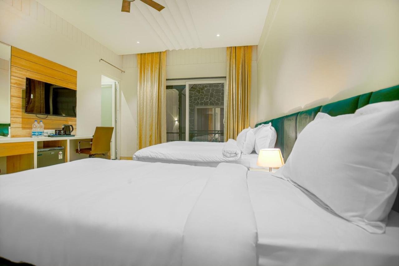 Greenwood Villa By Levelup Hotels Αμριτσάρ Εξωτερικό φωτογραφία