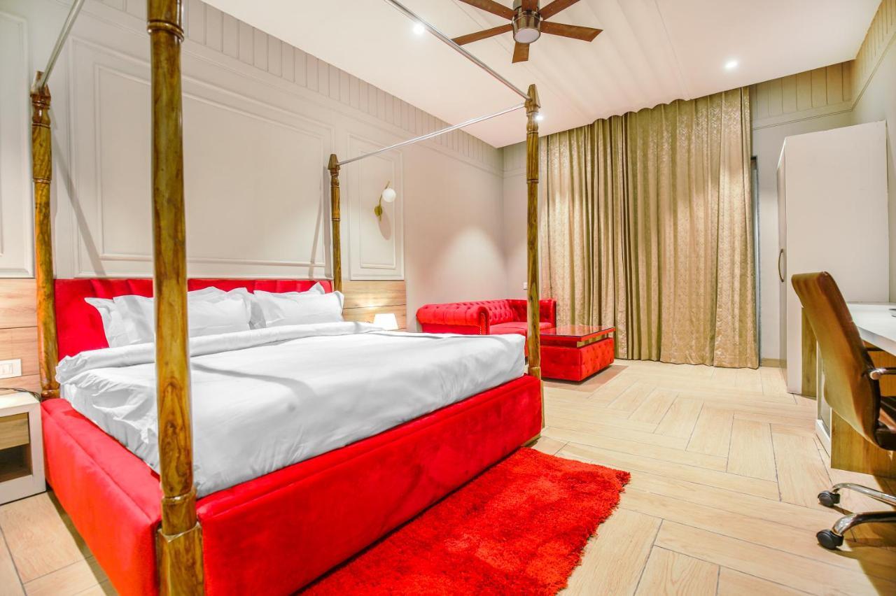 Greenwood Villa By Levelup Hotels Αμριτσάρ Εξωτερικό φωτογραφία